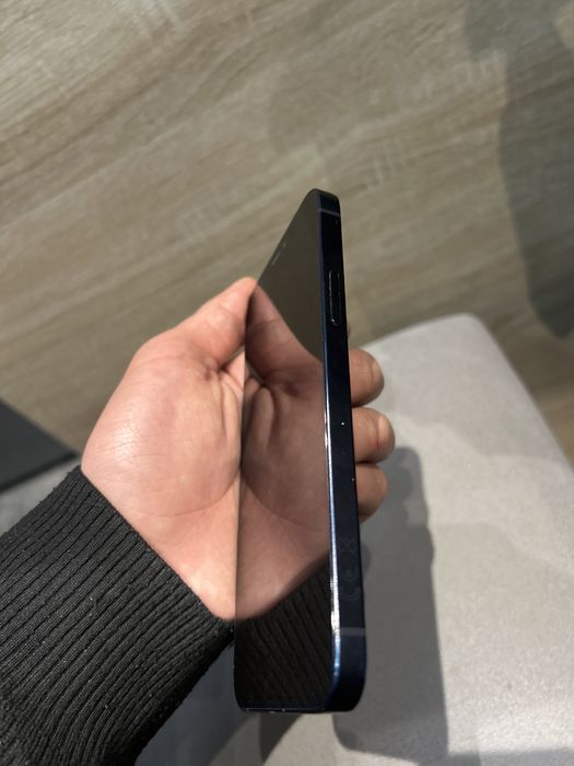 Iphone 12 blu srochni sotlad