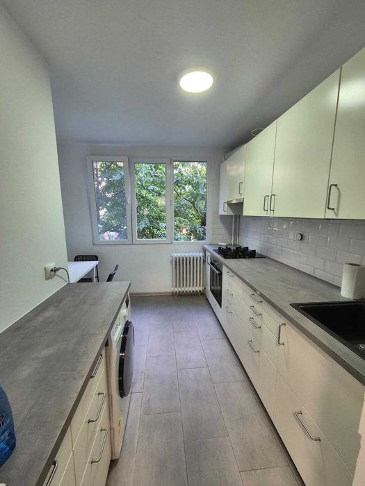 Închiriere apartament 4 camere- zona Politehnicii