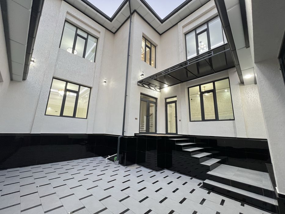 Продается участок.  5 комнатная 1,6 соток