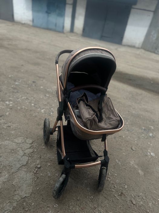 Продам коляску в хорошем состоянии