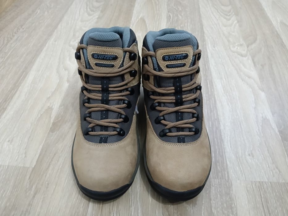 Ghete Bocanci Hi Tech Waterproof mărimea 37