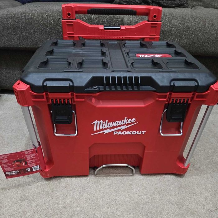 Milwaukee Packout carucior scule trolley - model SUA
