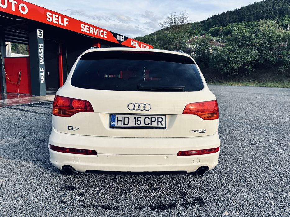 Audi Q7 3.0 Diesel – Întreținută foarte bine