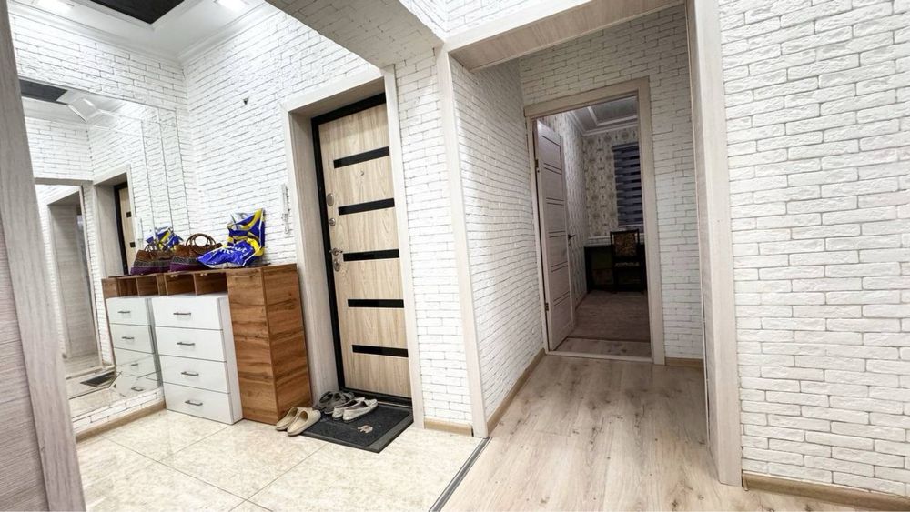 Срочно! М. Айбек. 3 комнатная евро ремонт мебель техника. Ор-р Huawei