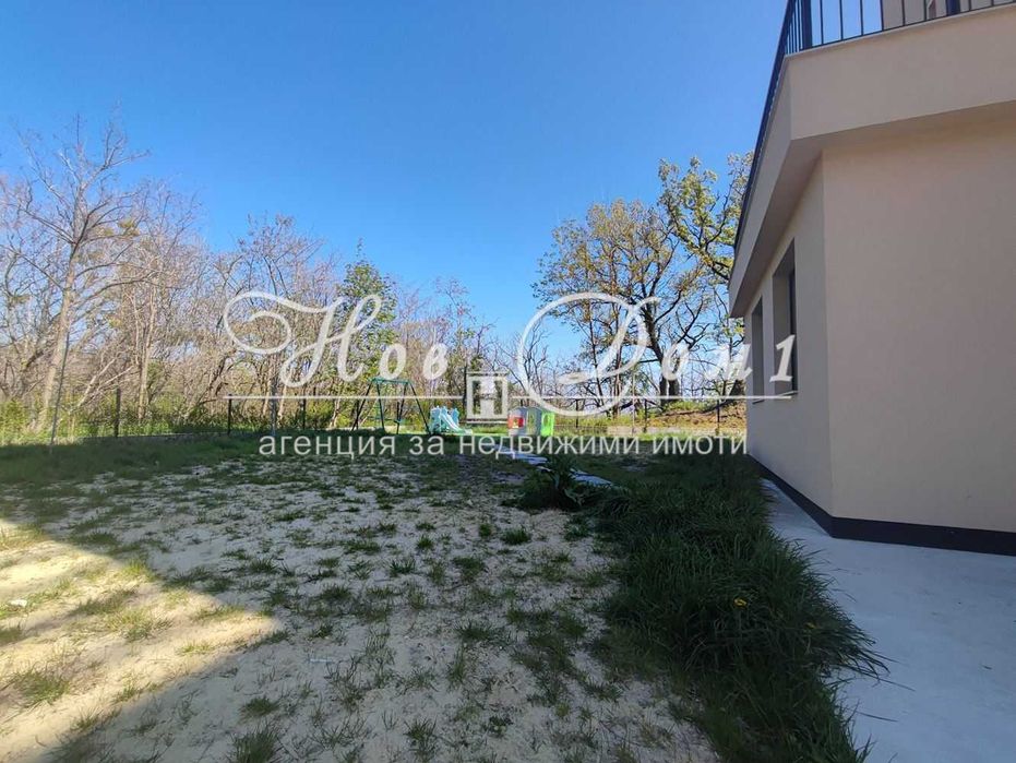 Продава се Тристаен апартамент в с. Изгрев, Област Варна - 98 кв.м за 1684 €/кв.м - Снимка #8