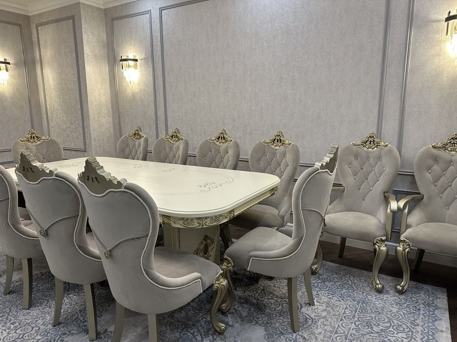 Сотилади стол ва стуллар