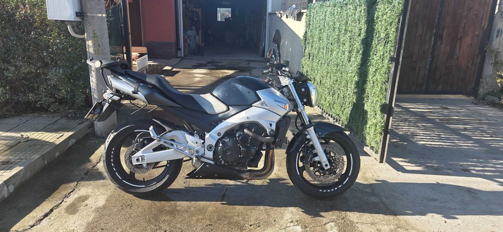 Suzuki GSR 600 2007