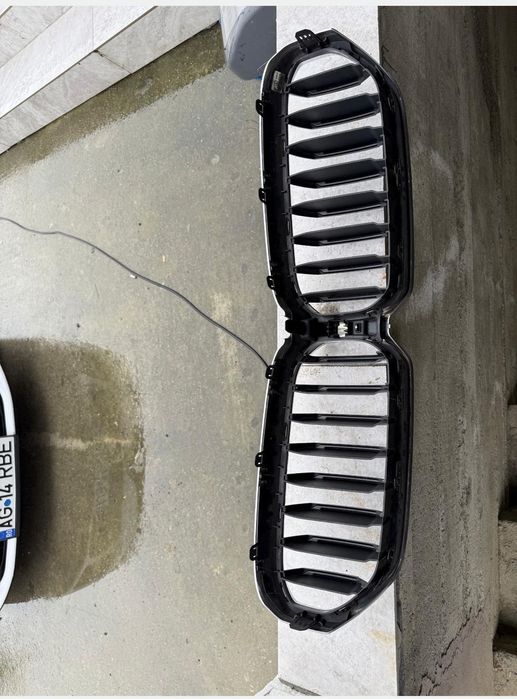 Grila originală BMW G30 G31 seria 5 LCI 2020-2022
