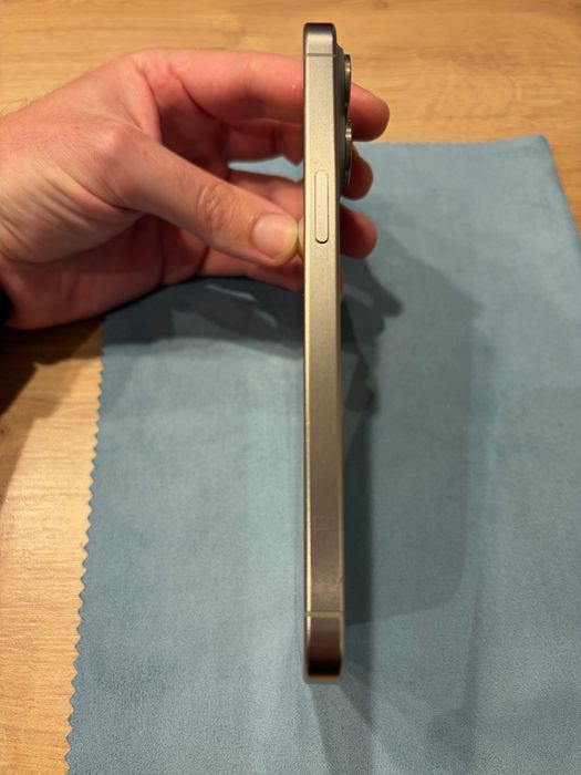 iPhone 15 Pro Max 256GB Natural Titanium