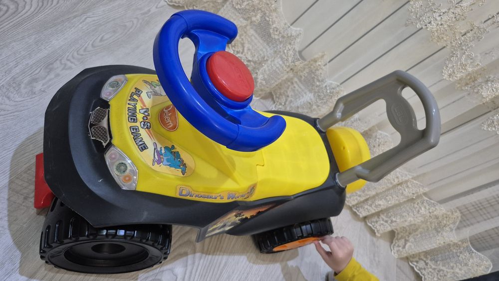 Продам машину для ребенка