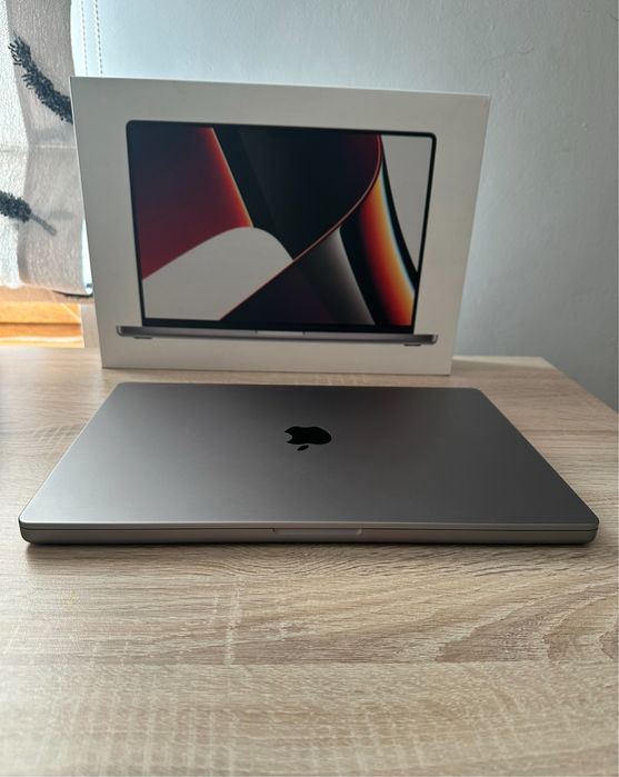 MacBook pro 14 m1 pro 16/512