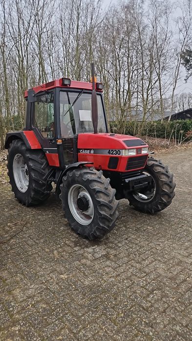 Tractor CASE International 4230