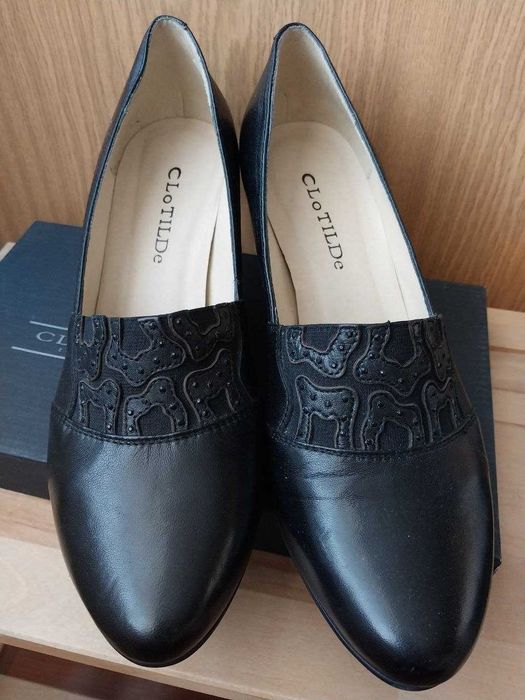 Продам туфли женские