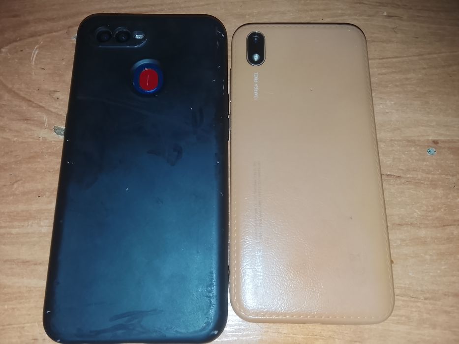 Продаю телефоны на запчасти