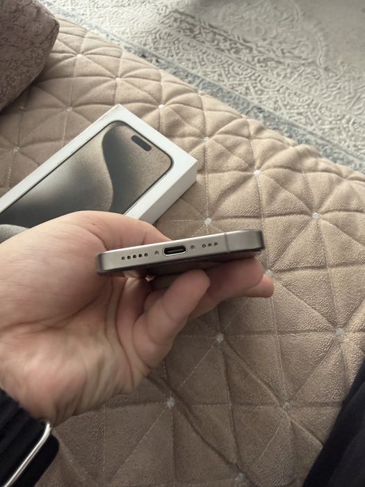 Продам iphone 15 pro