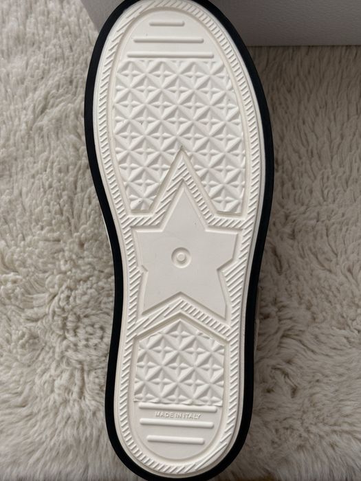 Sneakers Dior Walk’n’Dior (pe comanda, disponibili in mai multe culori)