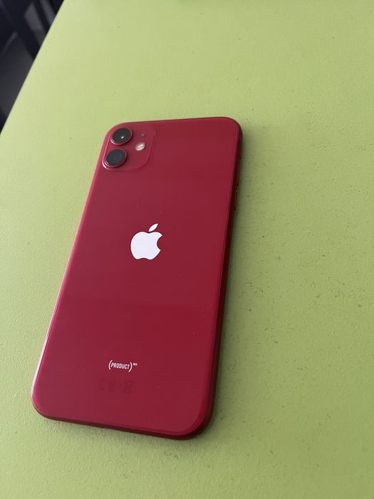 Iphone 11 64GB червен