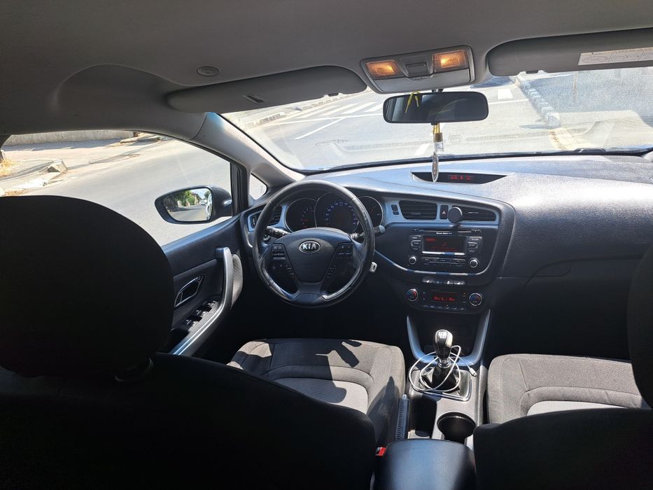 Kia ceed 1.6 diesel pe lanț.