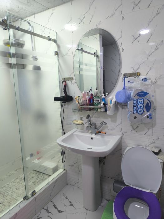 Продается 3 х комнатная квартира переделанная в 4 комнатную