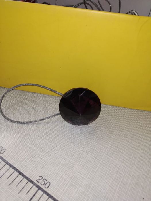 Магниты для штор.