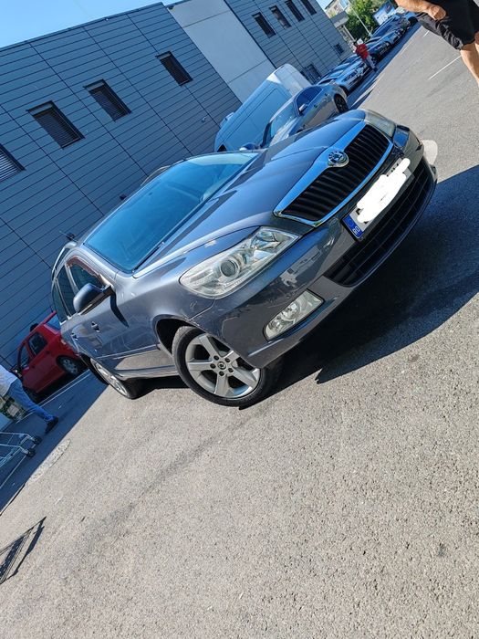 SKODA Octavia 2011 — imagine 2
