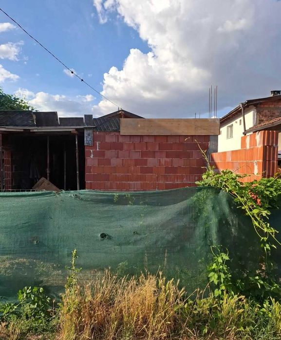 Продава се Къща в Драгоман - 70 кв.м за 1129 €/кв.м - Снимка #2