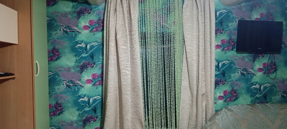 Продам очень теплый дом , хоз постройки , огород ,