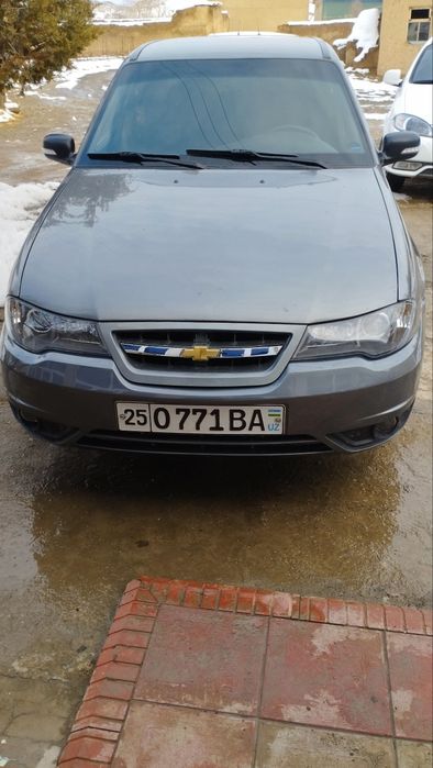 Nexia 2 1.6 srochna sotiladi