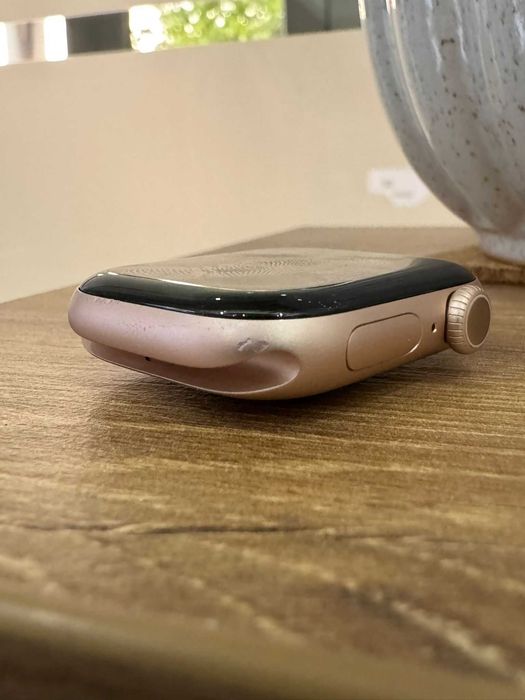 Apple Watch 11, GPS, 42 mm, Rose Gold Aluminium Case, Light Blush Sport Band - S/M