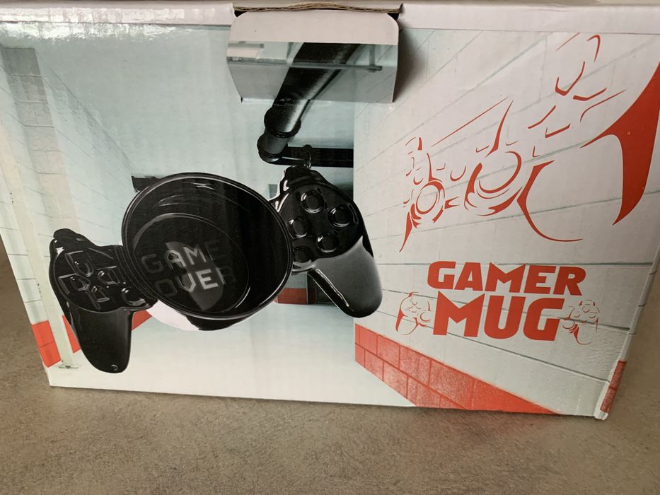 Cana sub forma de controller PS