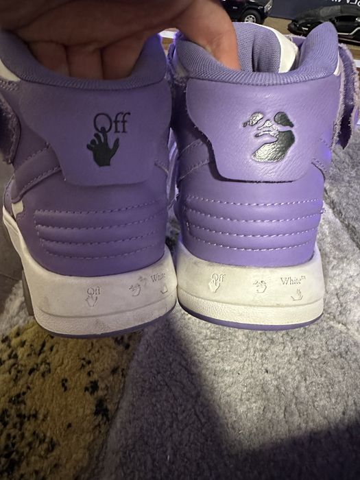 Off white mid out off ofice