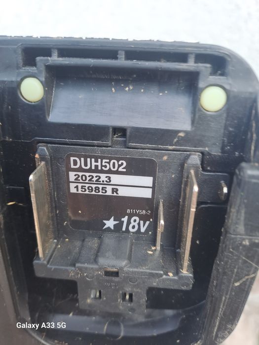 Vând foarfecă makita