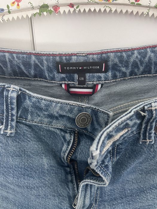 Blugi Tommy Hilfingher 7 ani