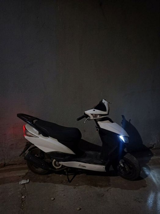 Продам мопед м8 б/у