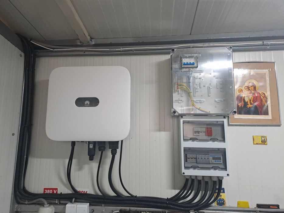 Kit Huawei SUN2000 4 KTL-L1 + Canadian Solar + Montaj inclus