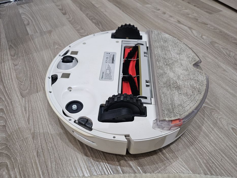 Продам робот пылесос Roborock S5 Max