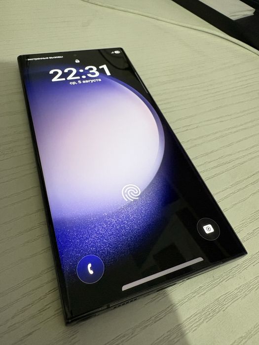 Продаю Galaxy s 23 Ultra