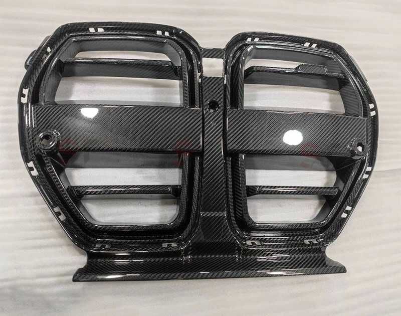 Grilă carbon BMW M3 M4 G80 G82 G83.