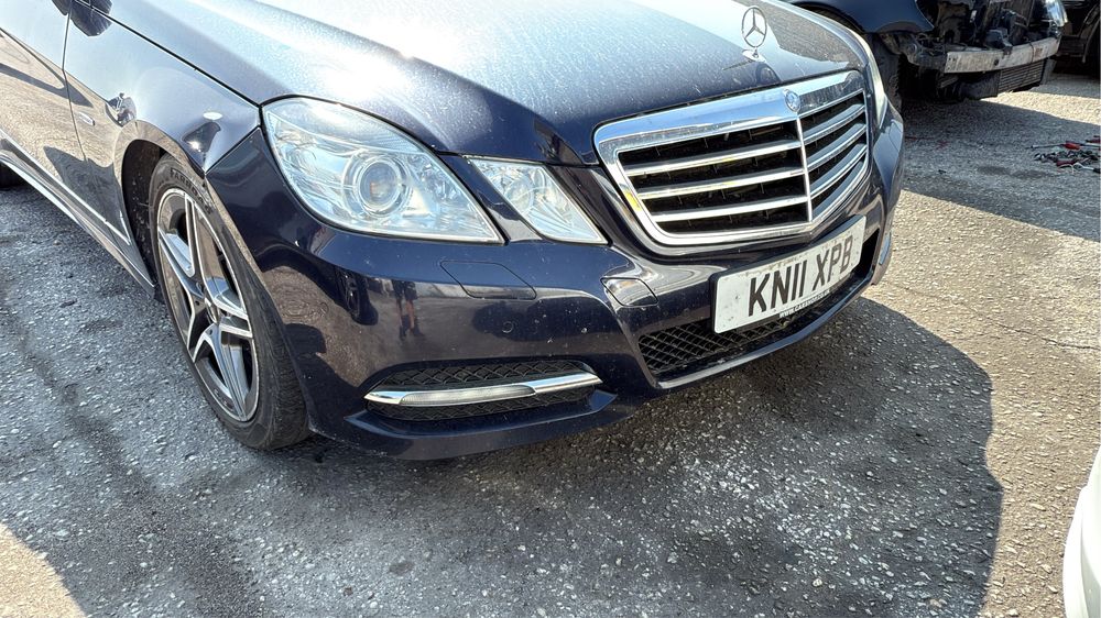 W212 Avangard Предна решетка Mercedes E класа