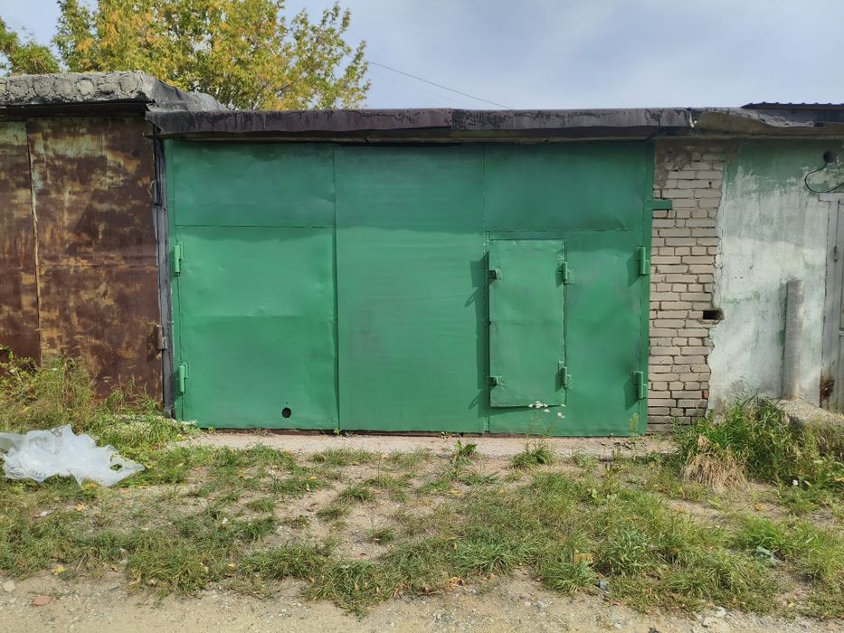 Продам Гараж 11 общ .