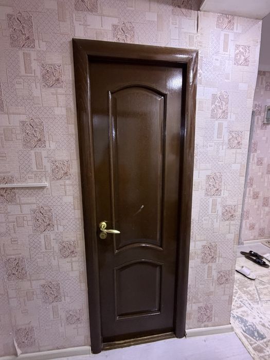 Есік 1шт глухой 3 стекло