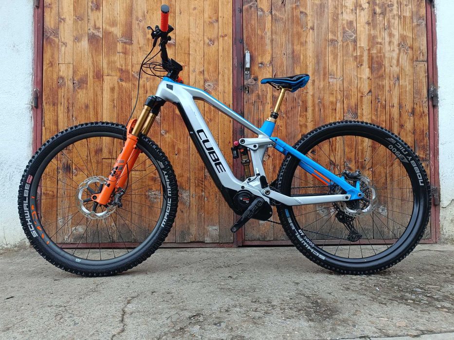 Cube Stereo 140 HPC Action Team Hybrid Carbon