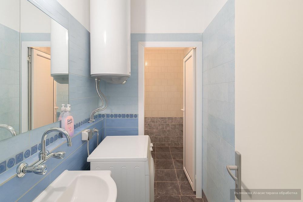 Дава се под наем  в Пловдив, Тракия - 15 кв.м за 129.54 € - Снимка #3