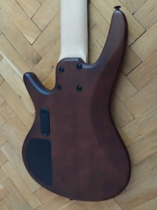 Бас китара Ibanez GSR206B-WNF / 6-струнен
