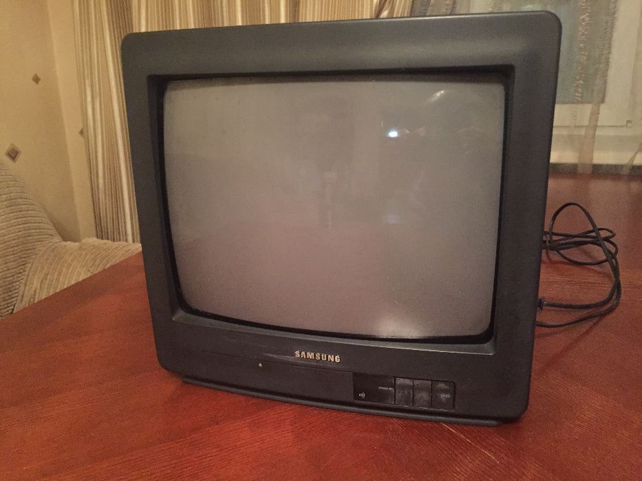 Телевизор Самсунг Ю.Корея