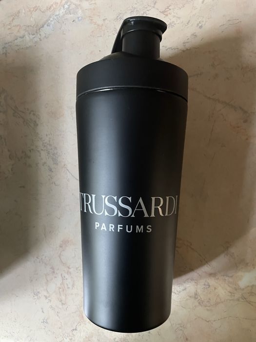 Termos Trussardi si Paco Rabanne