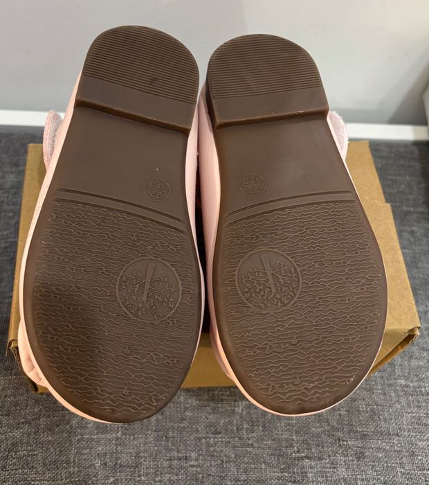 Pantofi eleganti fetite