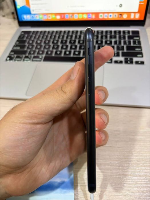 Iphone SE 2022 (Б/У) использовал 2 месяца