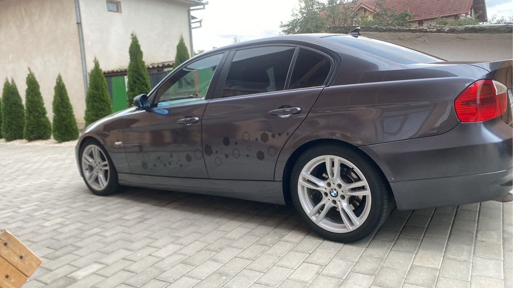 Bmw e90 in stare foarte buna