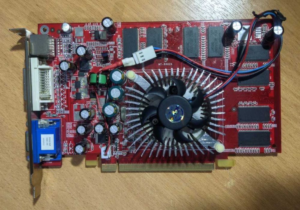 Geforce 6600 (PCI-e)